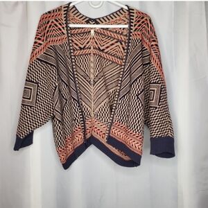 Anthro Moth zig zag print dolman sleeve swtr
